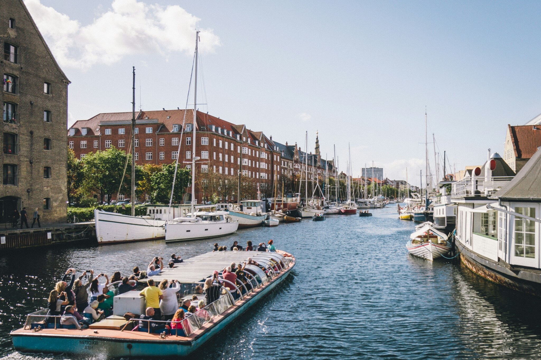 Canal boats and everyday waterfront life in Copenhagen